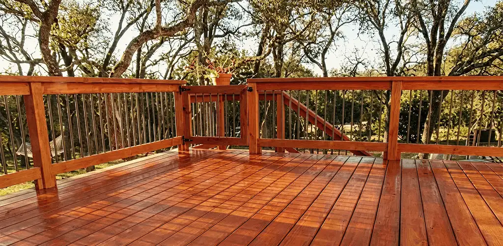 Deck sealing results with a freshly sealed wood deck in Savannah, GA